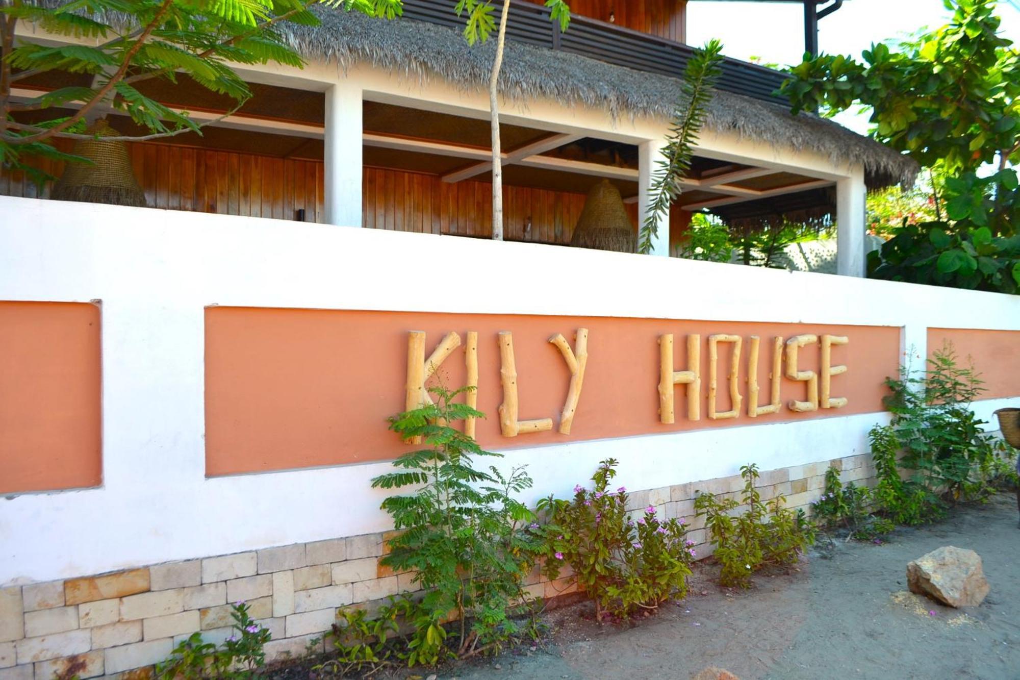 Hotel Kily House Morondava Exterior foto